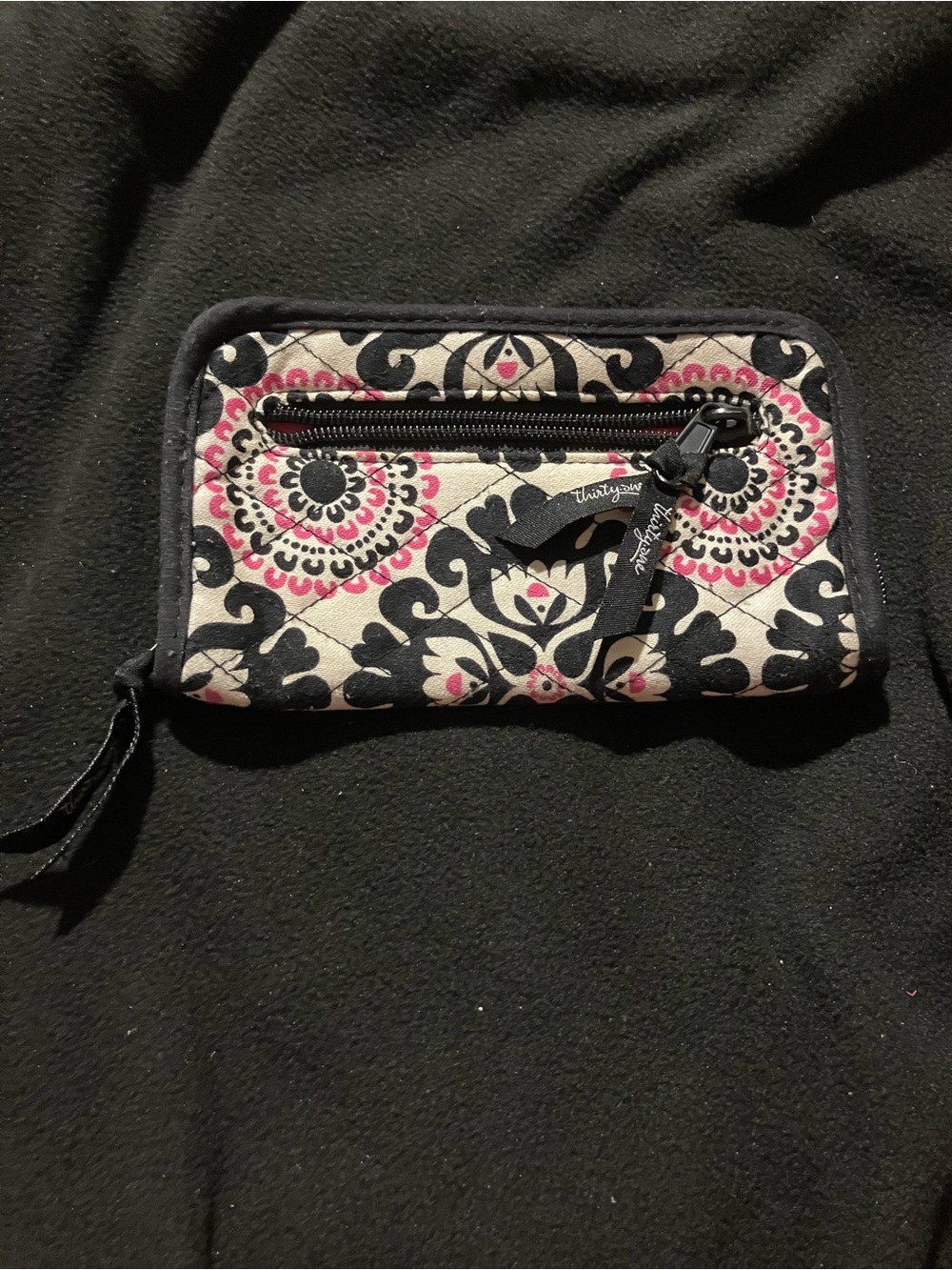 Thirty-One Timeless Wallet Parisian Pop Quilted Zip Around Black Pink Damask